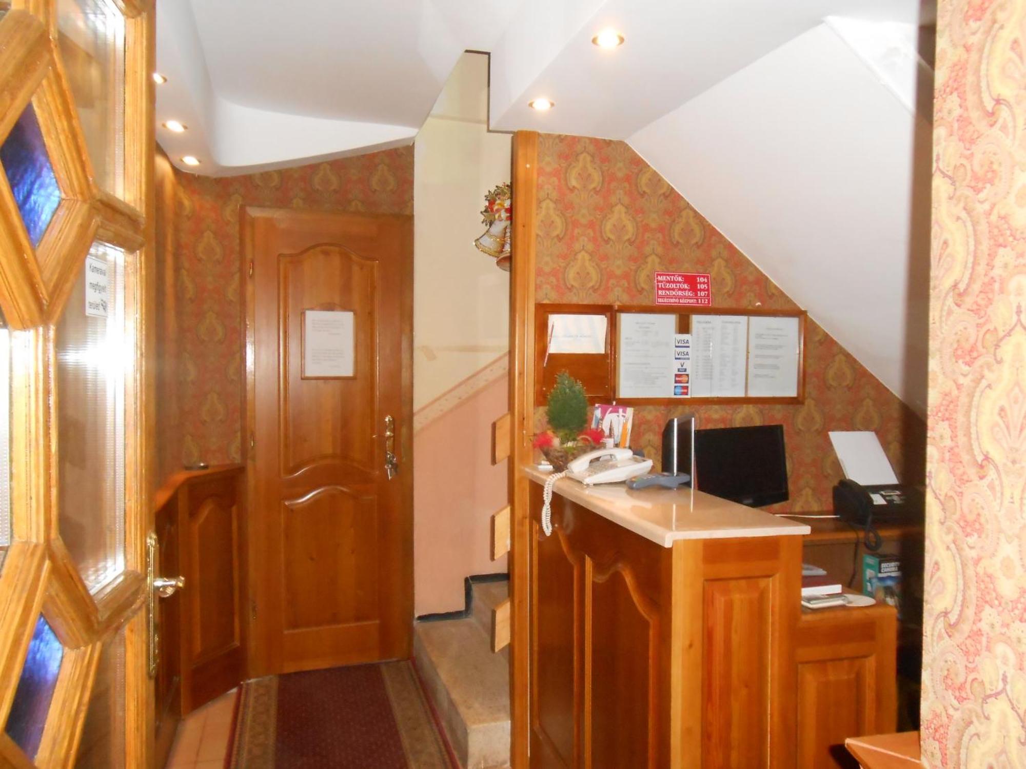 Bed and Breakfast Kalman Panzio Szegedin Exterior foto