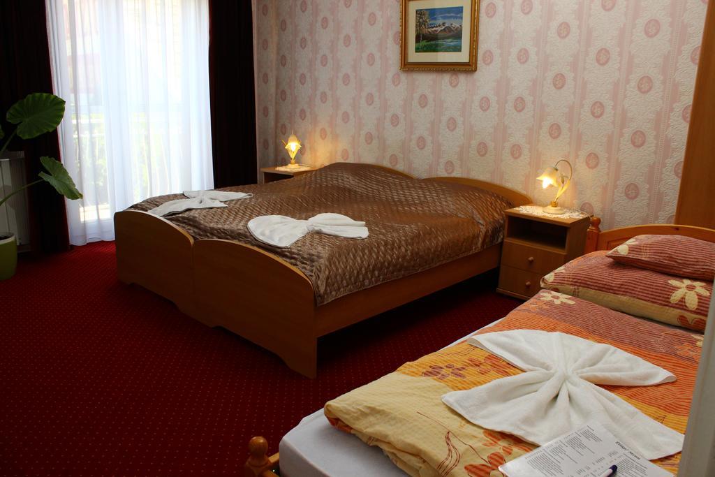 Bed and Breakfast Kalman Panzio Szegedin Exterior foto
