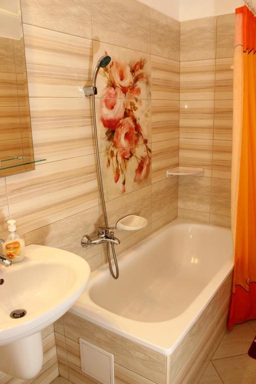 Bed and Breakfast Kalman Panzio Szegedin Exterior foto